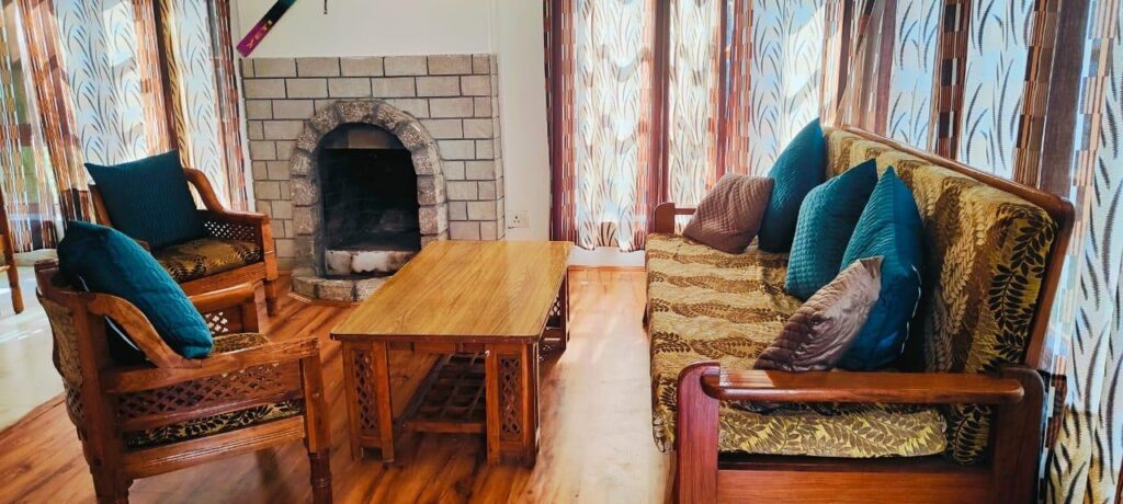 WhatsApp Image 2025-09-28 at 12.17.55 PM (1)